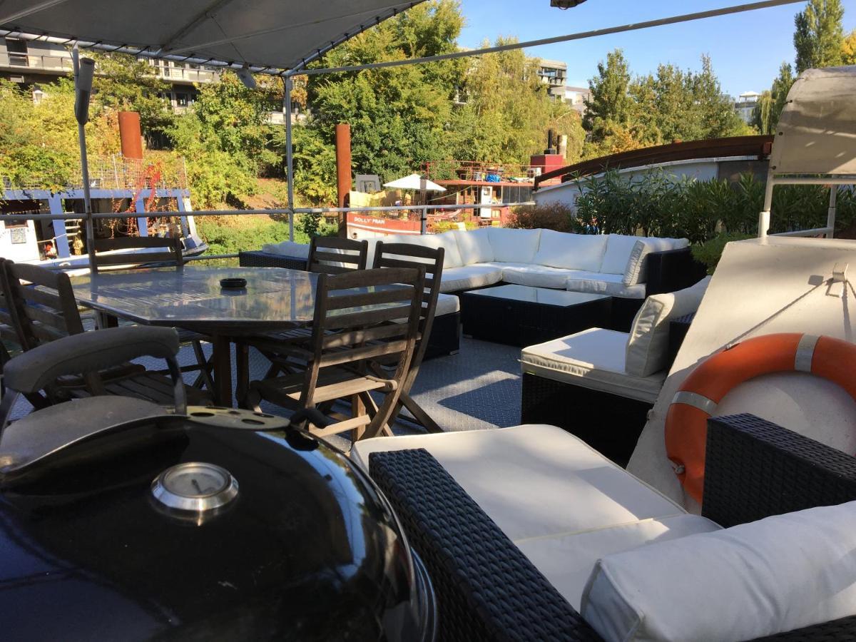 Boat For Guest Hotell Issy-les-Moulineaux Rum bild